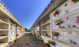 Interno del cimitero di Calvello (PZ)
